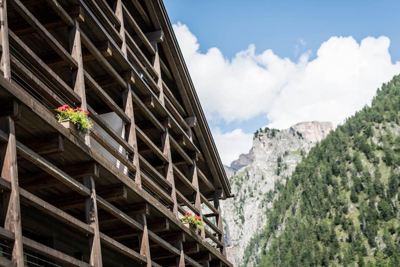 Cadepunt The Dolomites Lodge Selva di Val Gardena Dış mekan fotoğraf
